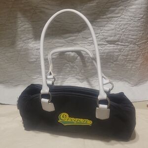Oregon Ducks ladies purse. Black and White, officially licensed. Excellent shape